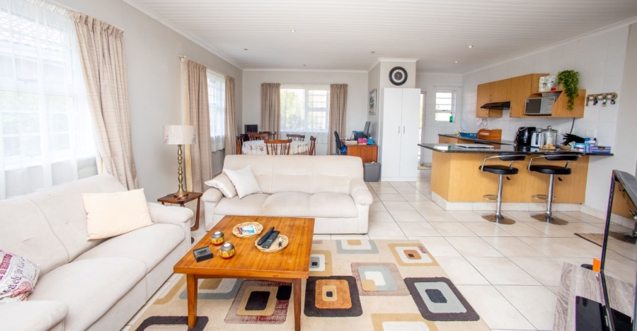 3 Bedroom Property for Sale in Beacon Bay Eastern Cape